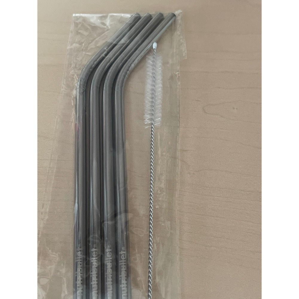 Nutribullet Reusable Metal Stainless Steel  4  Pcs  And Cleaner Brush New